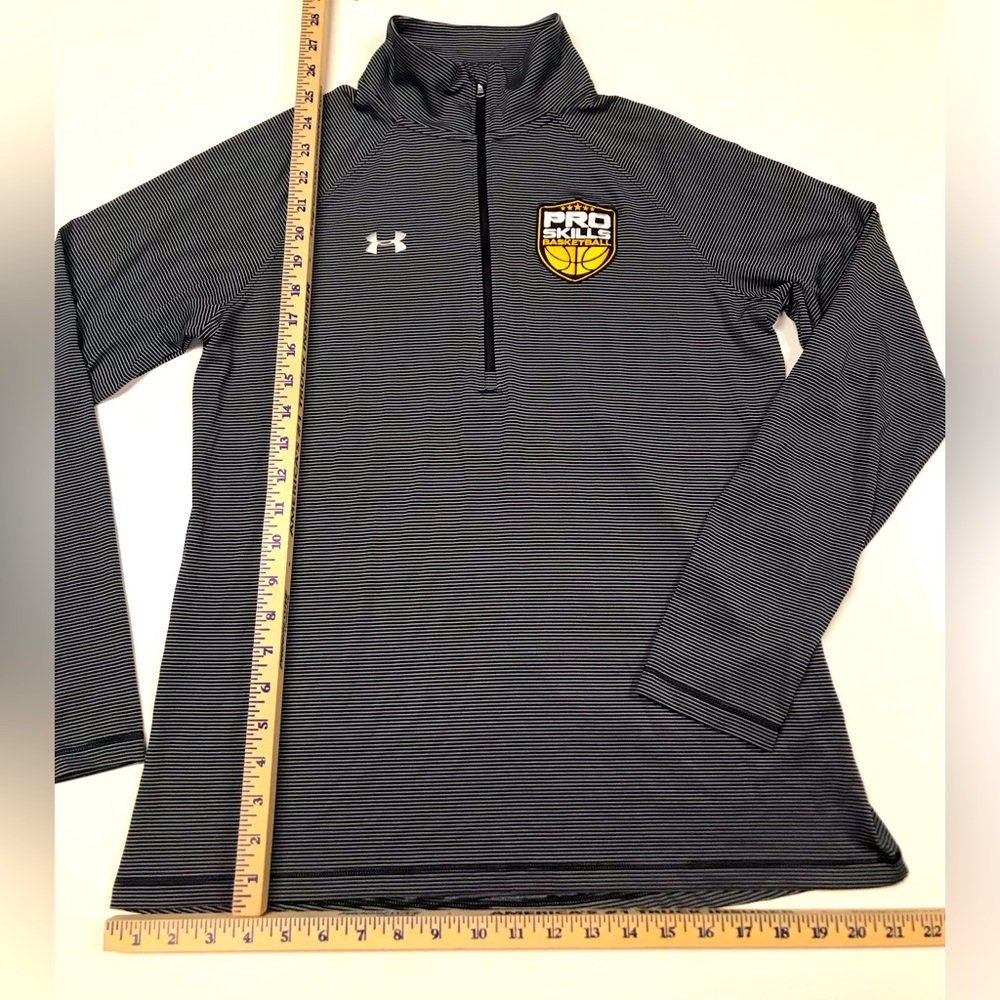 Under Armour Pro Skills Basketball quarter zip pullover, size women’s M.